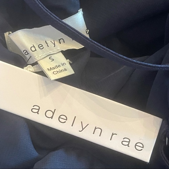 Adelyn Rae Small Navy & Lace dress - Picture 4 of 9